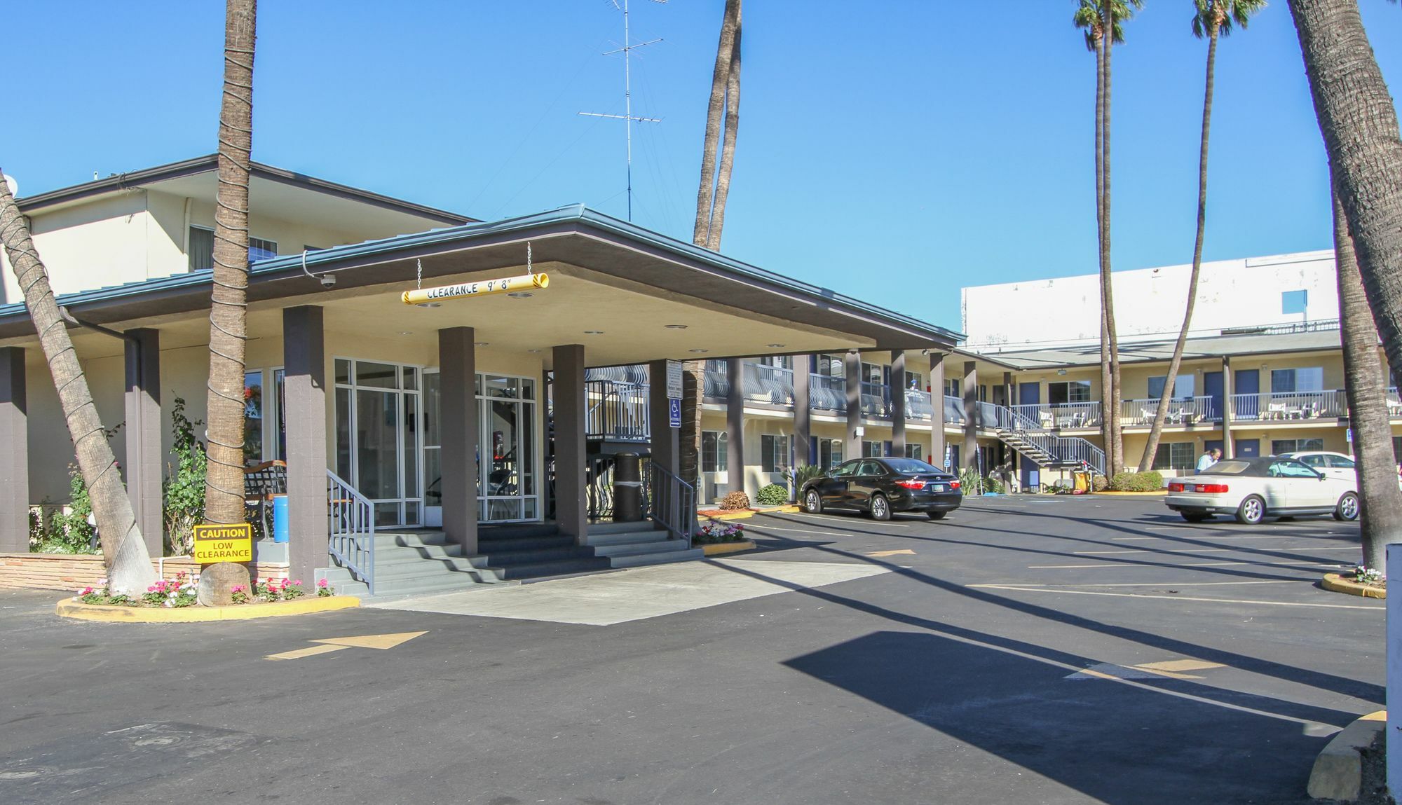 Motel 6 San Diego, Ca Airport Harbor Exterior photo